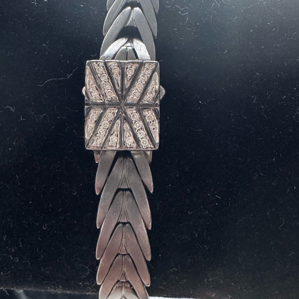 John Hardy Blackened Silver Modern Chain Link Bracelet Pave Diamond Clasp - Picture 6 of 10